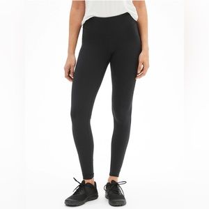 GapFit Sport Small Black Compression Leggings
